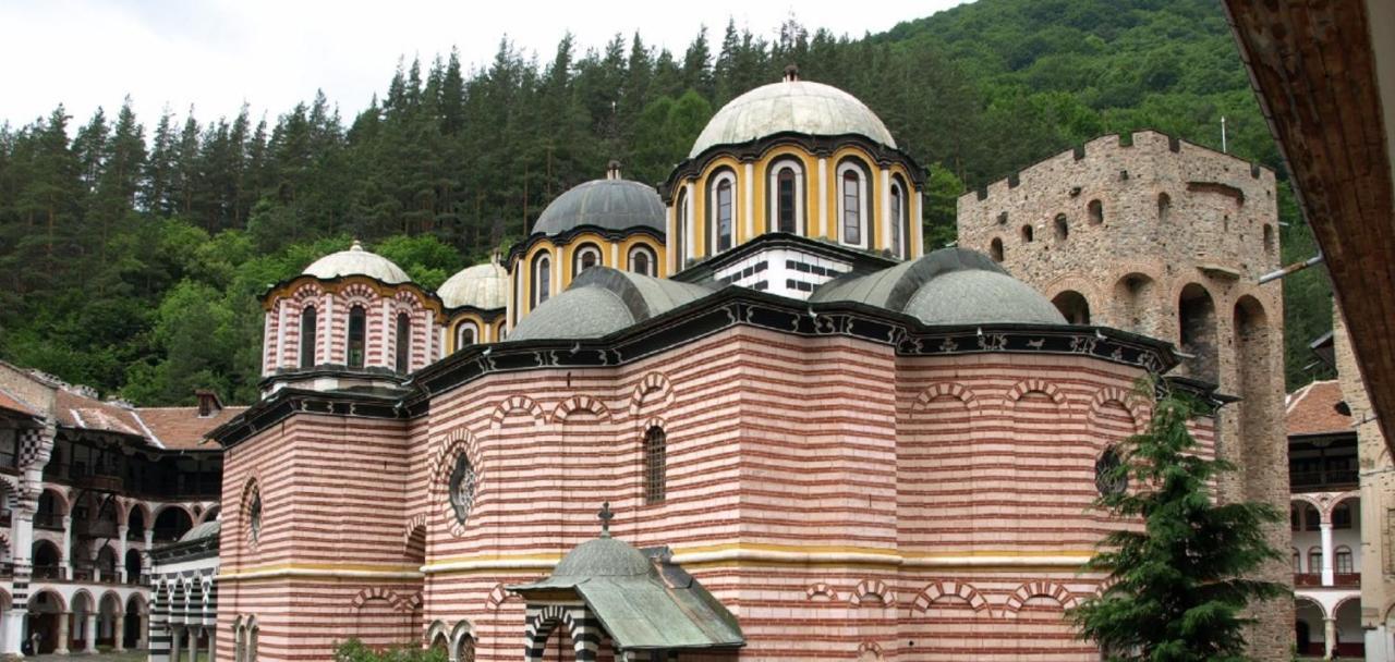Апартаменти Pirin Place *